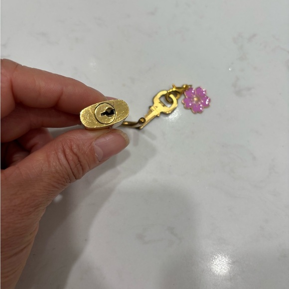 Louis Vuitton Gold and Pink Flower Keychain - Picture 5 of 6